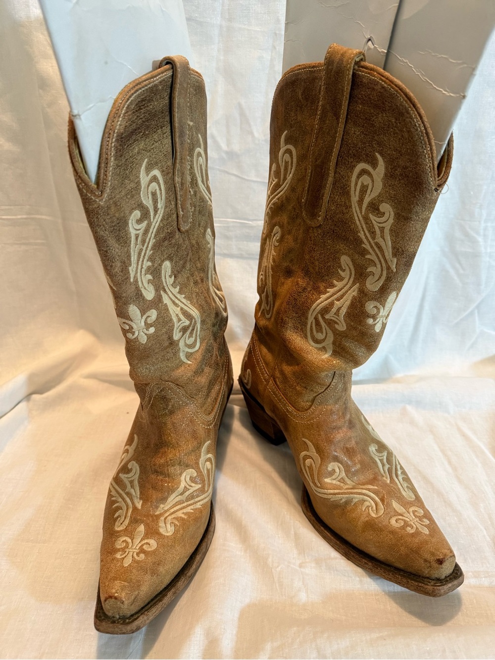 Corral Honey Cortez Scroll Fleur De Lis Leather Cowboy Boots - Women's 9M